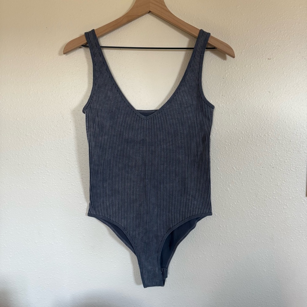 Aura Blue Gray Ribbed Stretch Bodysuit M/L